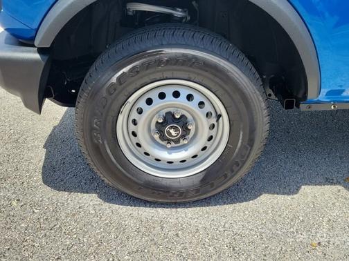 VELOCITY BLUE METALLIC 2025 Ford Bronco BASE