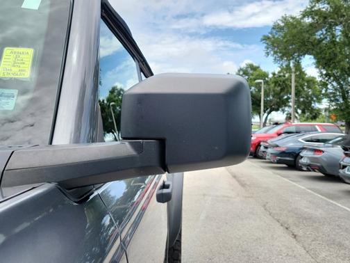 CARBONIZED GRAY METALLIC 2023 Ford Bronco BLACK DIAMOND