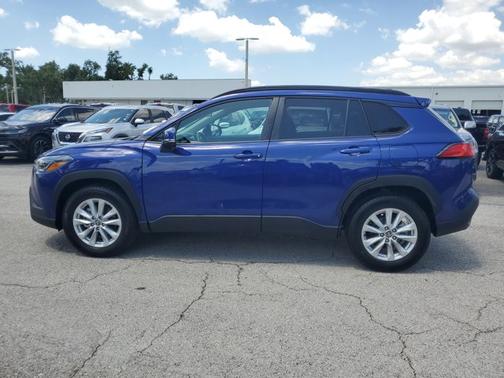 2022 Toyota Corolla Cross LE