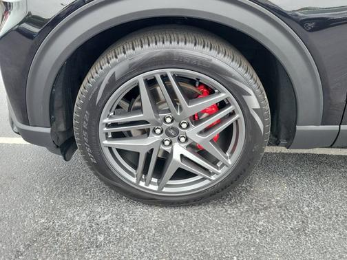 AGATE BLACK METALLIC 2025 Ford Explorer ST