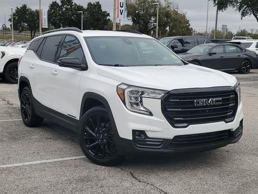 2023 GMC Terrain SLT