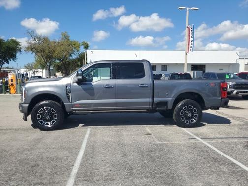 CARBONIZED GRAY 2024 Ford F-250 PLATINUM