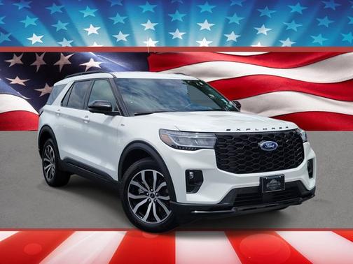 STAR WHITE MET TRI-COAT 2025 Ford Explorer ST-LINE