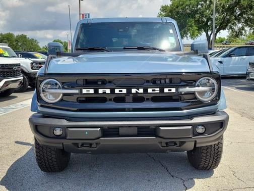 AZURE GRAY MET TRI-COAT 2025 Ford Bronco OUTER BANKS