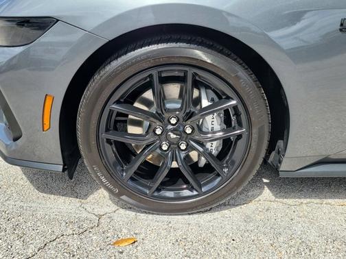 CARBONIZED GRAY METALLIC 2025 Ford Mustang GT PREMIUM