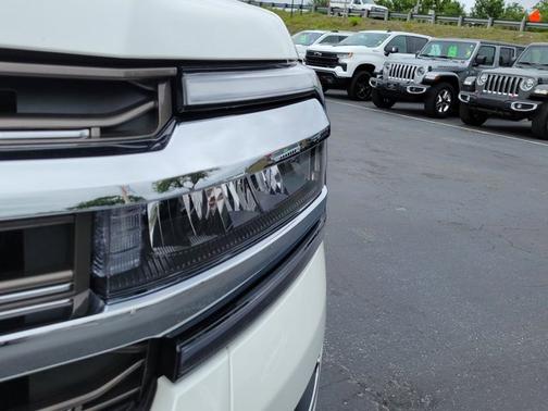 STAR WHITE MET TRI-COAT 2024 Ford Expedition KING RANCH