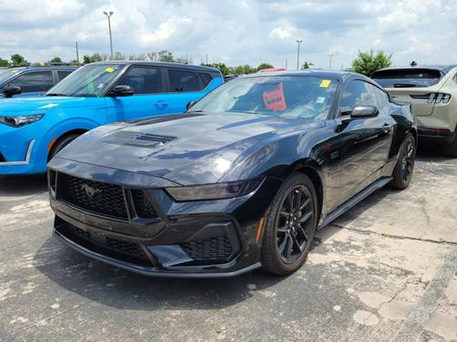 SHADOW BLACK 2025 Ford Mustang GT