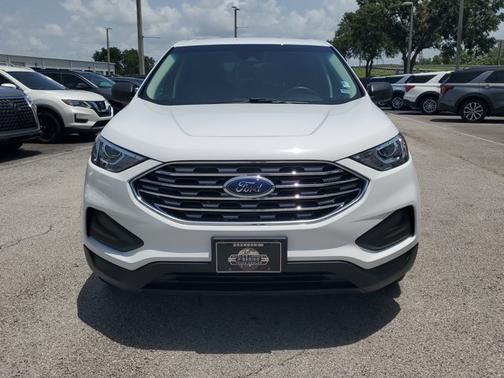 2020 Ford Edge SE