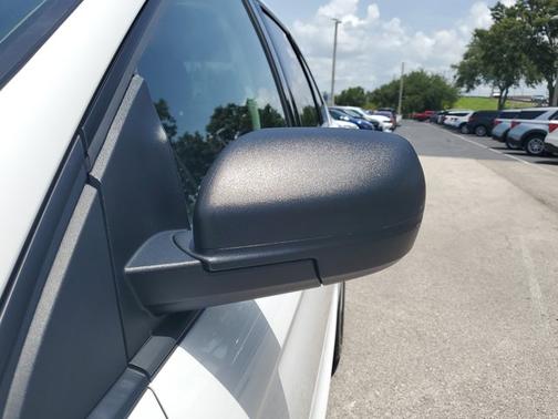 2020 Ford Edge SE