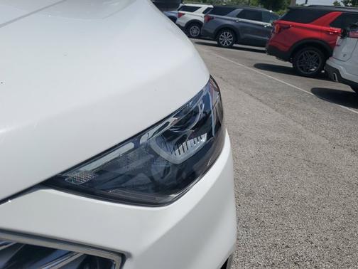 2020 Ford Edge SE