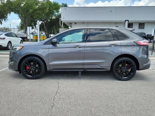 CARBONIZED GRAY 2022 Ford Edge ST