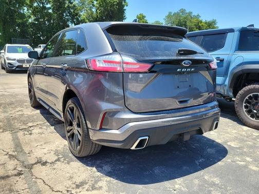CARBONIZED GRAY 2022 Ford Edge ST