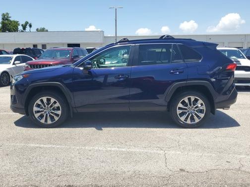2019 Toyota RAV4 XLE PREMIUM