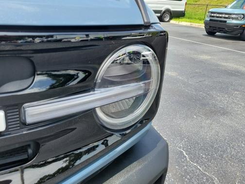 AZURE GRAY MET TRI-COAT 2025 Ford Bronco OUTER BANKS