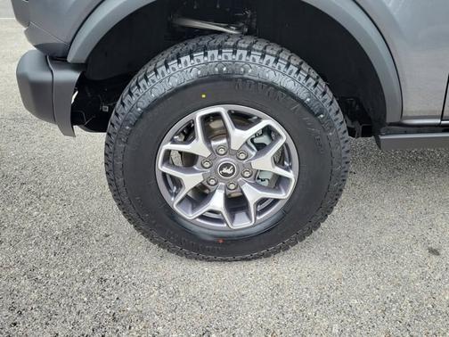 CARBONIZED GRAY METALLIC 2025 Ford Bronco BADLANDS