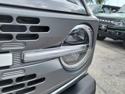 CARBONIZED GRAY METALLIC 2025 Ford Bronco BADLANDS