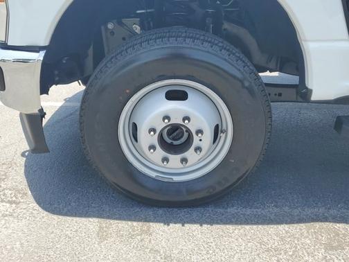 2023 Ford F-350 XLT