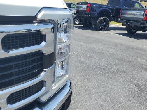 2023 Ford F-350 XLT