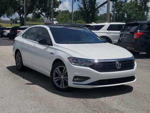 2021 Volkswagen Jetta 1.4T R-LINE