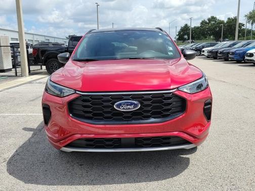 RAPID RED MET TINTED CC 2024 Ford Escape ST-LINE