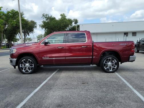 Delmonico Red Pearlcoat 2022 RAM 1500 LIMITED