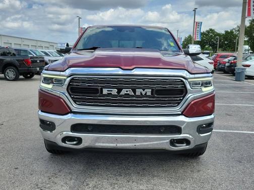 Delmonico Red Pearlcoat 2022 RAM 1500 LIMITED