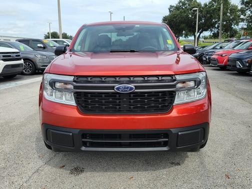 HOT PEPPER RED TC METALLIC 2023 Ford Maverick XLT