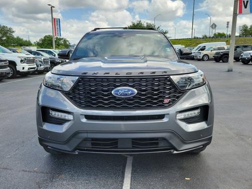 CARBONIZED GRAY METALLIC 2023 Ford Explorer ST