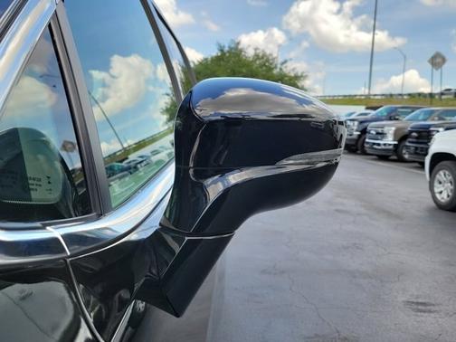 Black 2024 Chrysler Pacifica TOURING L
