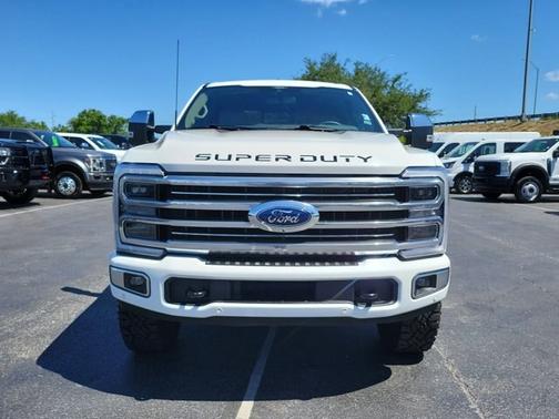 STAR WHITE 2025 Ford F-250 PLATINUM
