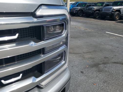 2024 Ford F-350 PLATINUM