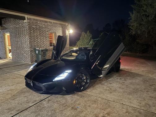 2023 Maserati MC20 Base