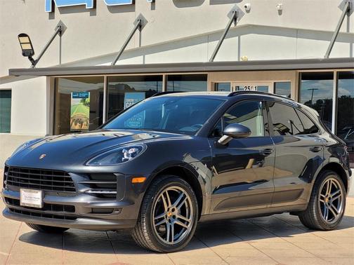 2020 Porsche Macan Base