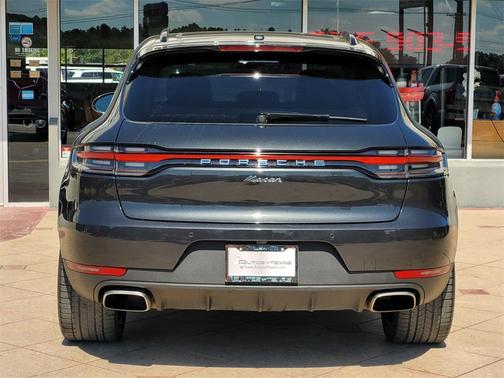 2020 Porsche Macan Base