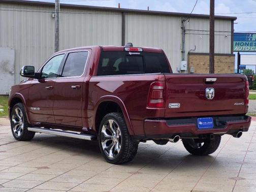Delmonico Red Pearlcoat 2022 RAM 1500 Longhorn