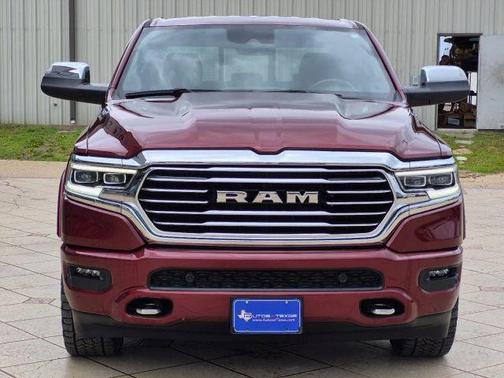 Delmonico Red Pearlcoat 2022 RAM 1500 Longhorn