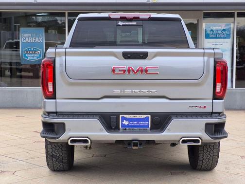 2025 GMC Sierra 1500 AT4