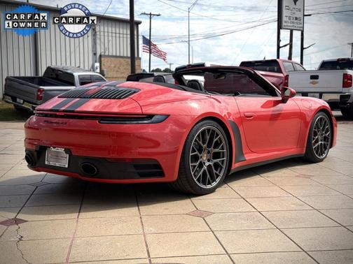 2020 Porsche 911 Carrera 4S Cabriolet
