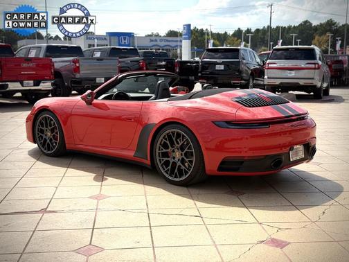 2020 Porsche 911 Carrera 4S Cabriolet