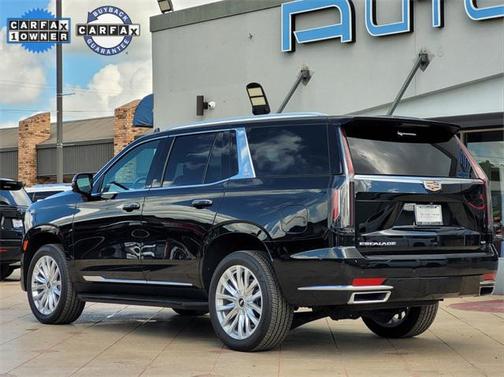 2022 Cadillac Escalade Luxury