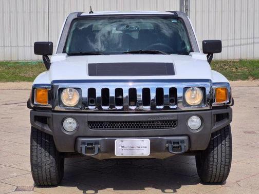 Birch White 2007 Hummer H3 Base