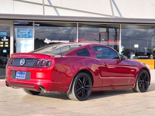 2014 Ford Mustang GT Premium
