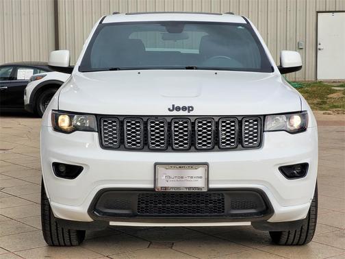 2021 Jeep Grand Cherokee Laredo