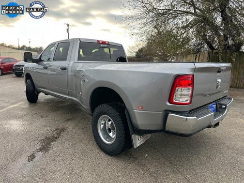 2023 RAM 3500 Tradesman Crew Cab 4x4 8' Box