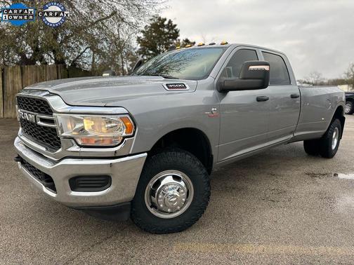 2023 RAM 3500 Tradesman Crew Cab 4x4 8' Box