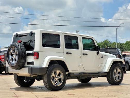 2017 Jeep Wrangler Unlimited Sahara
