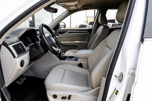 2021 Volkswagen Atlas 3.6L SE w/Technology