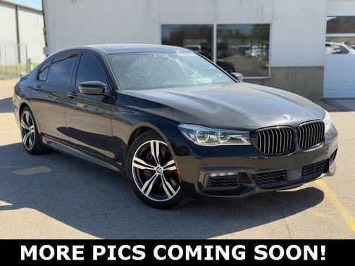 2016 BMW 750 i