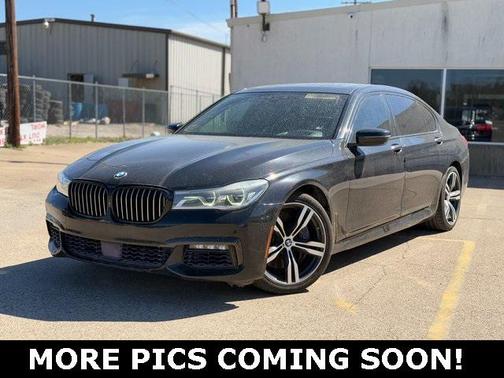 2016 BMW 750 i