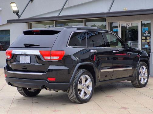 2011 Jeep Grand Cherokee Overland